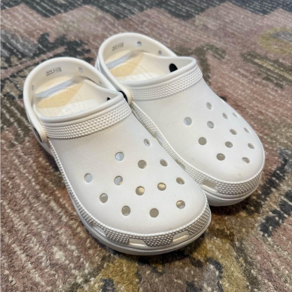 CROCS - Classic platform - Sz 6